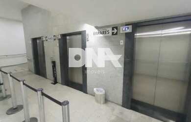 Imagem: O depósito possui 1 Vaga na garagem e 29m² de Área e está