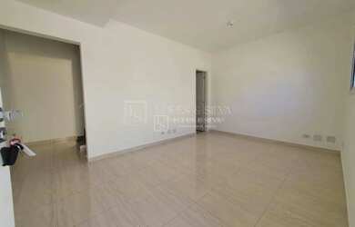 Imagem 2: Casa com 2 Suítes para Alugar em Condomínio no Jd. das Palmeiras, Atibaia,...