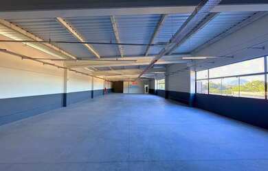 Imagem 15: Sala comercial no Bairro do Salto, com 300m² - Zrooimoveis