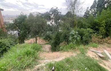 Imagem: O terreno à venda possui e está localizado em Tamboré, Barueri