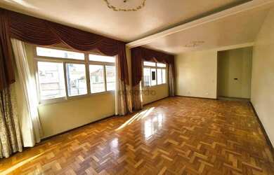 Imagem: O apartamento possui 3 Dormitórios, 3 Banheiros, 166m² de