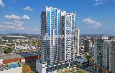 Imagem: O apartamento possui 4 Dormitórios, 5 Banheiros, 4 Vagas na