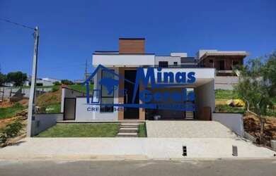 Imagem: A casa em condomínio à venda possui 3 Dormitórios, 2 Banheiros