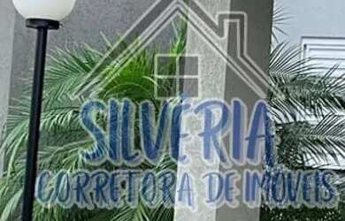 Imagem: A casa em condomínio à venda possui 2 Dormitórios, 2 Banheiros