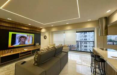 Imagem: O apartamento possui 2 Dormitórios, 2 Banheiros, 2 Vagas na