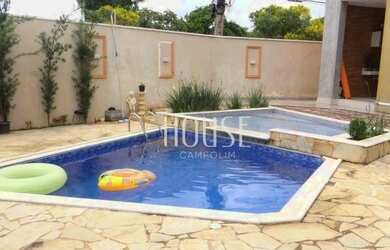 Imagem: A casa em condomínio possui 3 Dormitórios, 2 Banheiros, 4