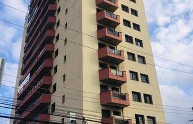 Imagem: O apartamento possui 4 Dormitórios, 3 Banheiros, 2 Vagas na