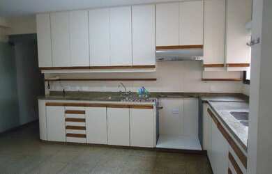 Imagem 4: Praça Pereira Coutinho. Piscina, Churrasqueira, Varandae295m² de Área