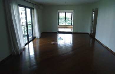 Imagem 12: Praça Pereira Coutinho. Piscina, Churrasqueira, Varandae295m² de Área