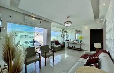 Imagem 2: Aluga mobiliada mensal com 4 quartos no Alto do Xurupita - Porto Seguro - BA