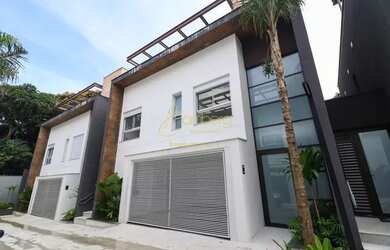 Imagem: A casa em condomínio possui 3 Dormitórios, 5 Banheiros, 2