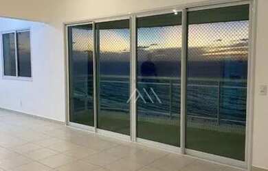 Imagem: O apartamento possui 3 Dormitórios, 5 Banheiros, 2 Vagas na