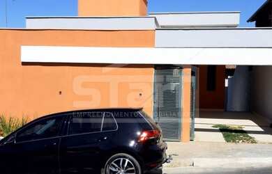 Imagem: A casa possui 3 Dormitórios, 2 Banheiros, 140m² de Área e