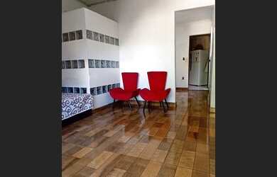 Imagem: A casa possui 4 Dormitórios, 3 Banheiros, 1 Vaga na garagem