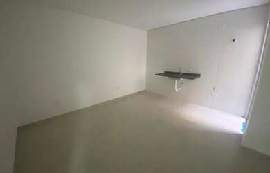 Imagem: O apartamento possui 1 Dormitório, 1 Banheiro, 1 Vaga na garagem