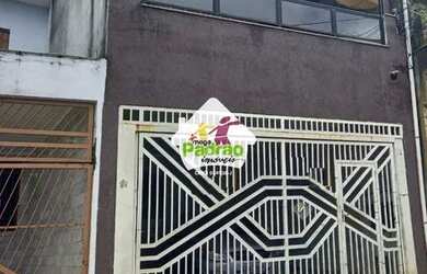 Imagem: A casa possui 2 Dormitórios, 1 Banheiro, 2 Vagas na garagem