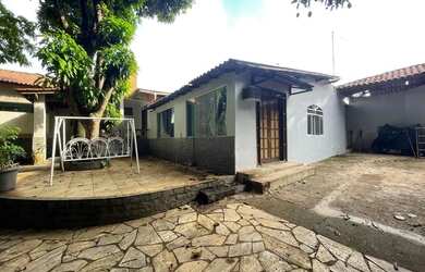 Imagem: A casa em condomínio possui 2 Dormitórios, 1 Banheiro, 2 Vagas