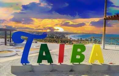 Imagem: A casa possui 5 Dormitórios, 5 Vagas na garagem e está localizado