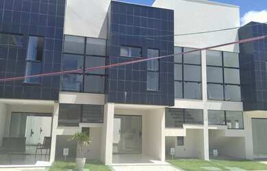 Imagem: A casa em condomínio à venda possui 2 Dormitórios, 3 Banheiros