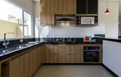 Imagem 8: Venda Casa com 236,00 metroQuadrado, 3 dormitório s , 2 vaga s . Swiss...