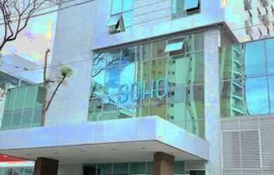 Imagem: O apartamento possui 1 Dormitório, 1 Banheiro, 1 Vaga na garagem