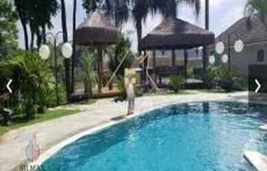 Imagem: A casa em condomínio possui 5 Dormitórios, 5 Banheiros, 5