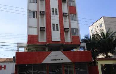 Imagem: O apartamento possui 1 Dormitório, 1 Banheiro, 1 Vaga na garagem