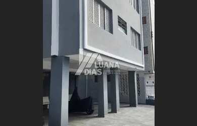 Imagem: O apartamento possui 1 Dormitório, 1 Banheiro, 1 Vaga na garagem