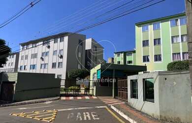 Imagem: O apartamento possui 3 Dormitórios, 1 Banheiro, 1 Vaga na garagem