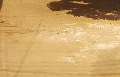 Imagem: A casa possui 2 Dormitórios, 1 Banheiro, 5 Vagas na garagem