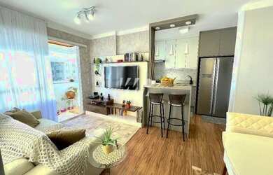 Imagem: O apartamento possui 2 Dormitórios, 2 Banheiros, 1 Vaga na