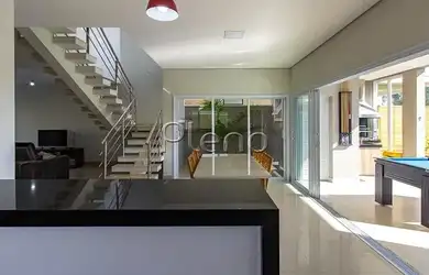 Imagem 9: Venda Casa com 236,00 metroQuadrado, 3 dormitório s , 2 vaga s . Swiss...