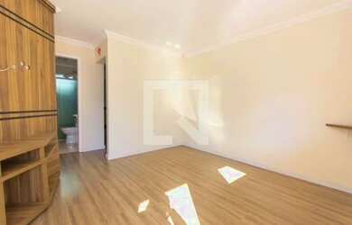 Imagem: A casa em condomínio possui 2 Dormitórios, 1 Banheiro, 2 Vagas