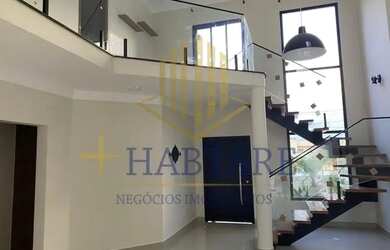 Imagem: A casa em condomínio possui 3 Dormitórios, 4 Banheiros, 3