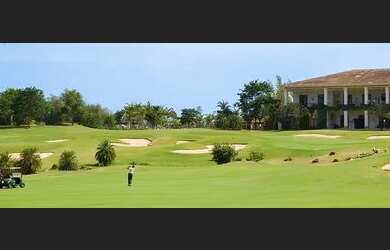 Imagem 2: Terreno à Venda no Exclusivo Condomínio Fazenda da Grama