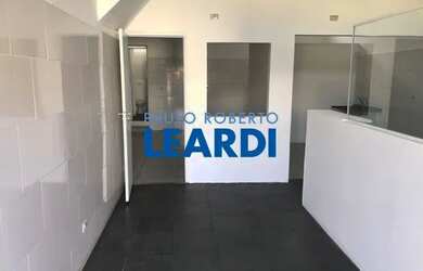 Imagem: O depósito possui 68m² de Área e está localizado em Vila