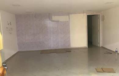 Imagem: O depósito possui 1 Vaga na garagem, 48m² de Área, Imóvel