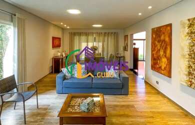 Imagem: A casa em condomínio possui 4 Dormitórios, 4 Banheiros, 4