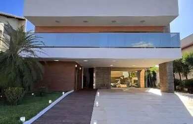 Imagem: A casa em condomínio possui 5 Dormitórios, 5 Banheiros, 4