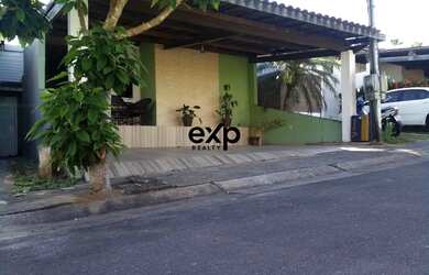 Imagem: A casa em condomínio possui 3 Dormitórios, 2 Banheiros, 2