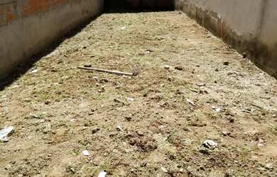 Imagem: O terreno possui 90m² de Área e está localizado em Santo