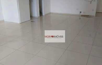 Imagem: O depósito possui 1 Vaga na garagem, 45m² de Área e está