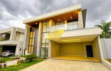 Imagem: A casa em condomínio possui 3 Dormitórios, 2 Banheiros, 2