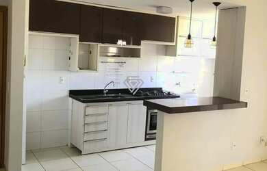 Imagem: O apartamento possui 2 Dormitórios, 1 Banheiro, 1 Vaga na garagem