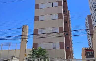 Imagem: O apartamento possui 1 Dormitório, 1 Banheiro, 1 Vaga na garagem