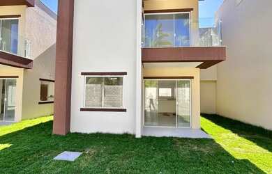 Imagem: A casa em condomínio possui 4 Dormitórios, 4 Banheiros, 2