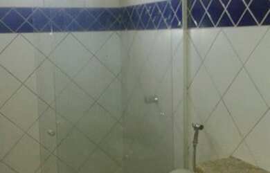 Imagem: A casa possui 3 Dormitórios, 3 Banheiros, 2 Vagas na garagem