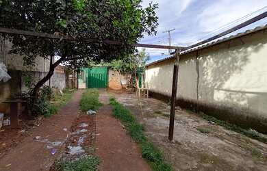 Imagem 2: Lote/Terreno para venda possui 390 metros quadrados em Jardim Bela Vista...