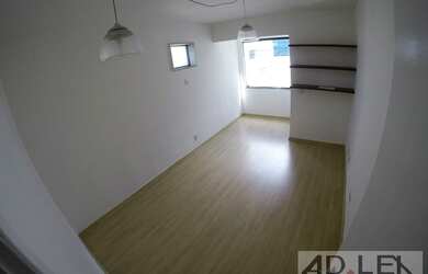 Imagem: O depósito possui 1 Vaga na garagem, 38m² de Área e Imóvel