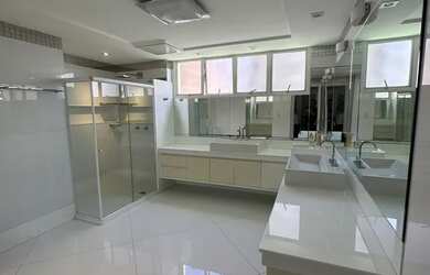 Imagem 12: Mansao José cunha. Imóvel mobiliado, Guarda roupa, 350m² de Áreae3...